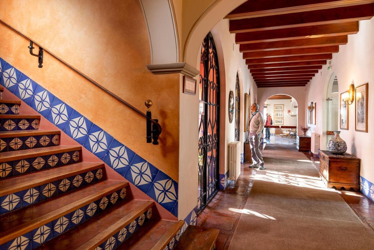 Parador De Аркос де ла Фронтера Екстериор снимка